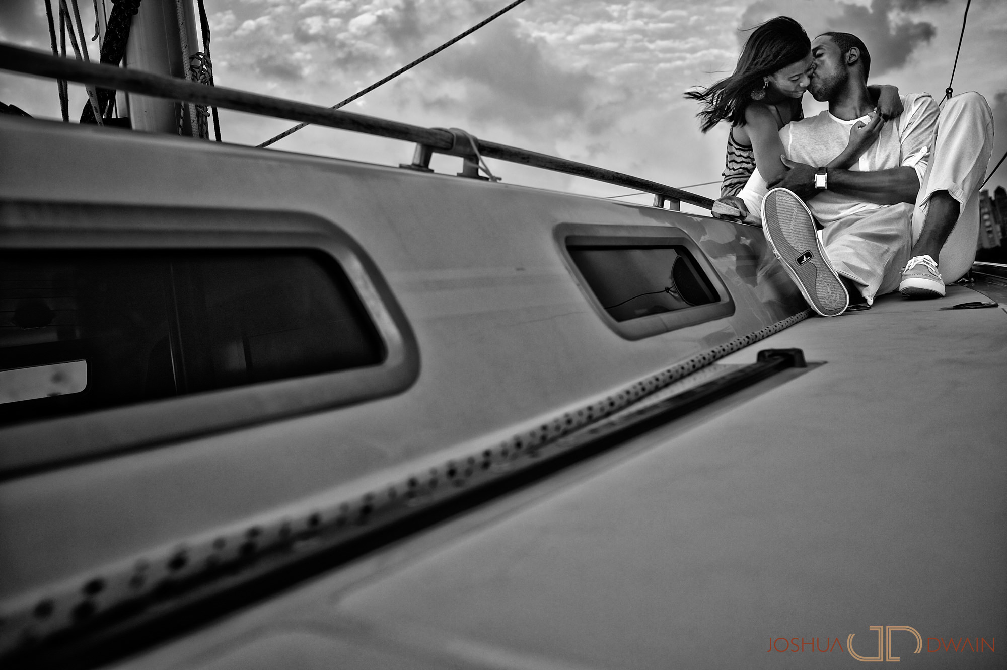 fiona-calvin-008-atlantic-yachting-new-york-ny-engagement-photographer-joshua-dwain-2013-07-09_FC_051